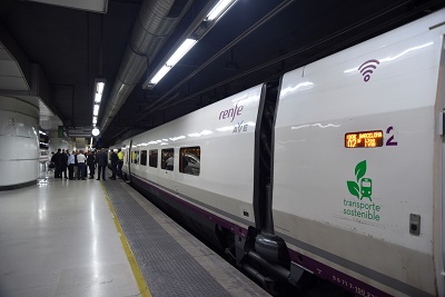 Renfe vende más de 8.000 billetes de AVE a Francia en el primer día de comercialización